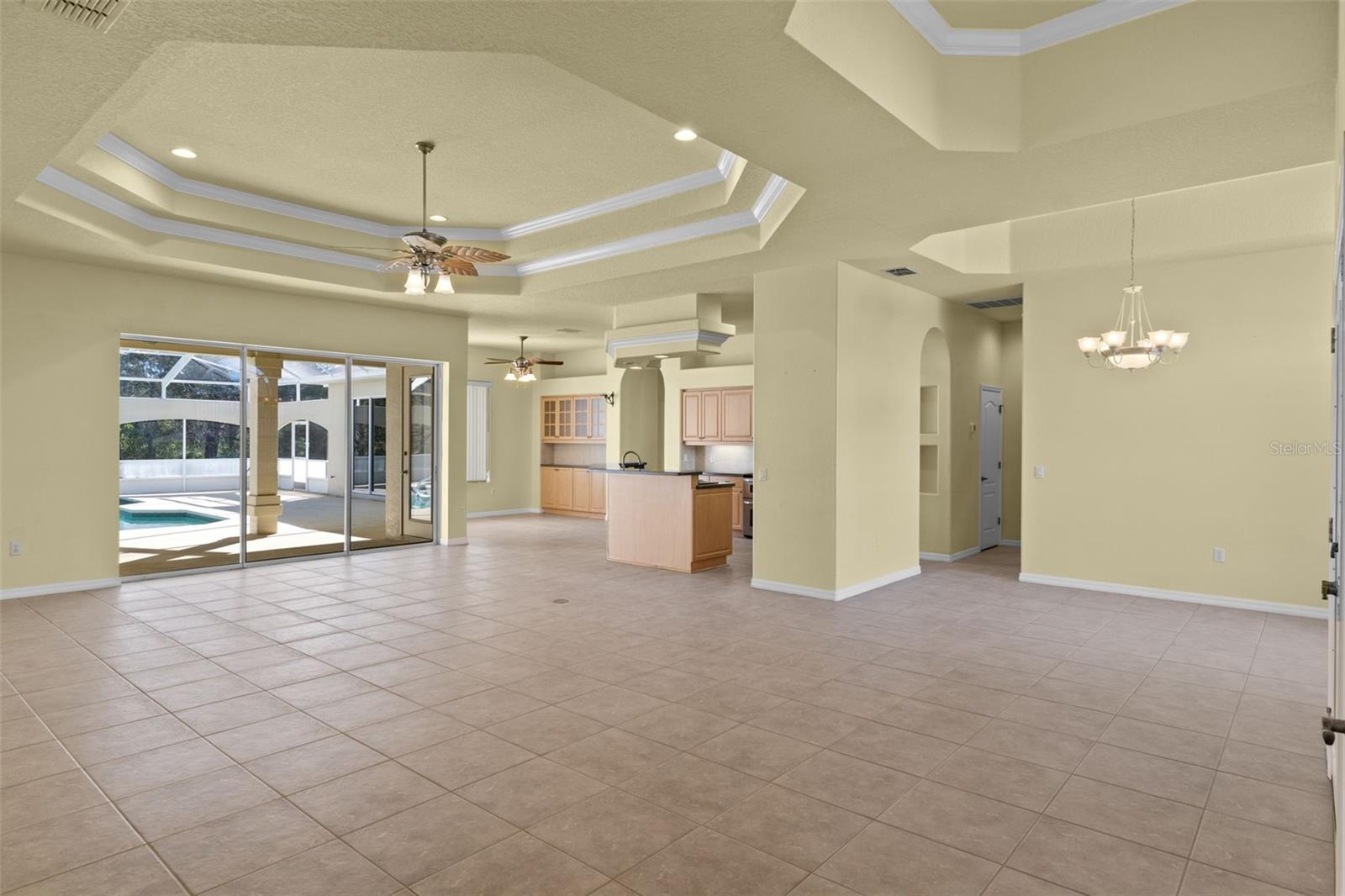 10130 LAZY DAYS CT, WEEKI WACHEE, FL, 34613