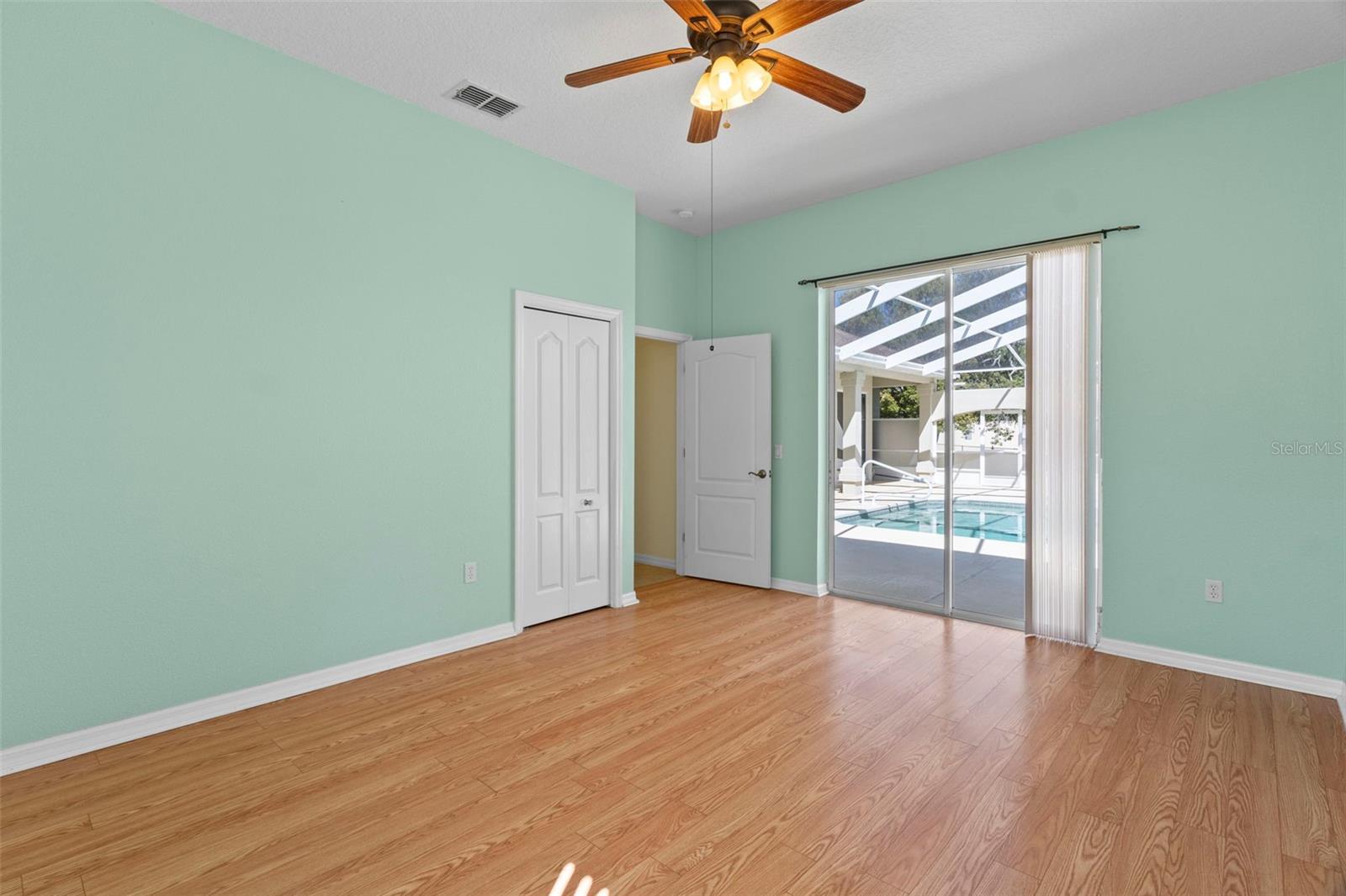 10130 LAZY DAYS CT, WEEKI WACHEE, FL, 34613