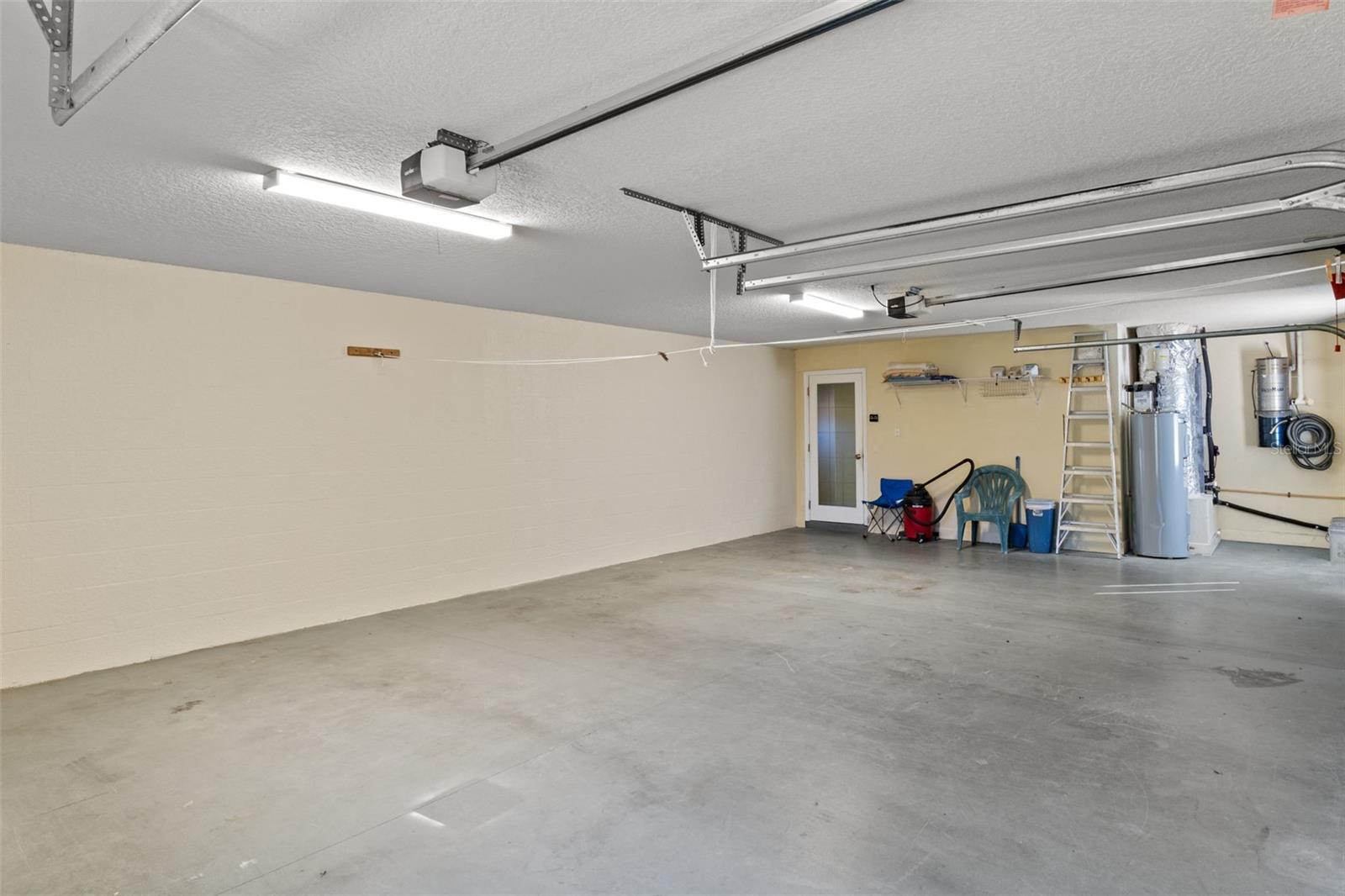 10130 LAZY DAYS CT, WEEKI WACHEE, FL, 34613