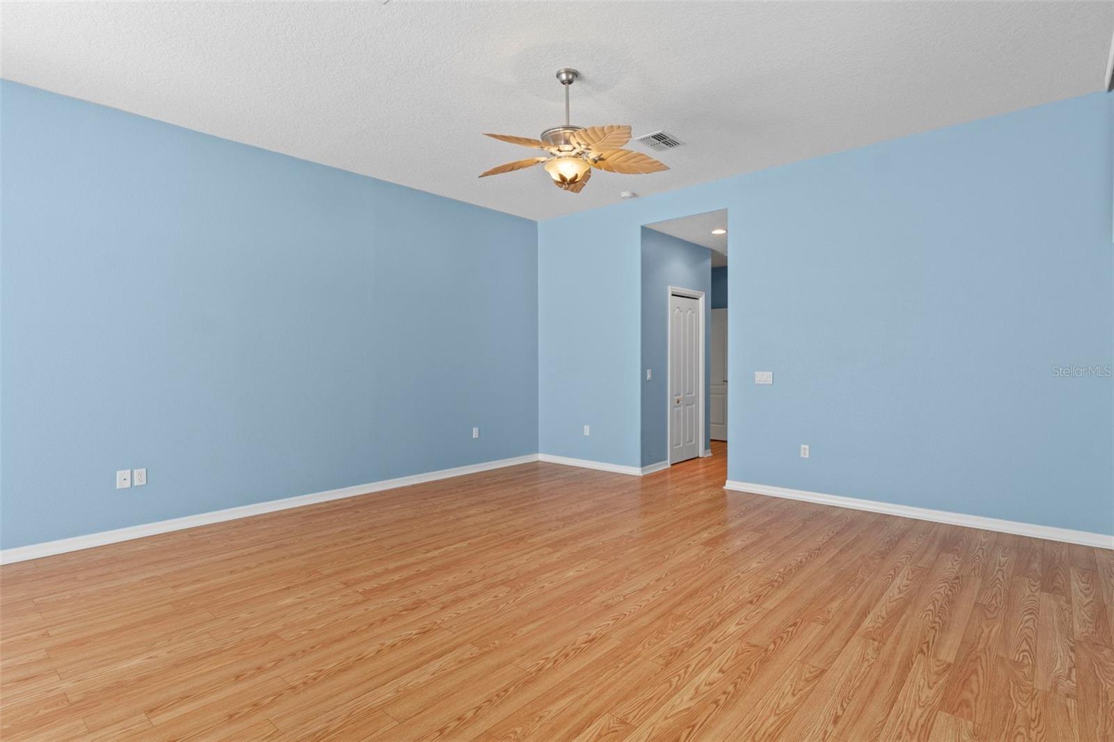 10130 LAZY DAYS CT, WEEKI WACHEE, FL, 34613