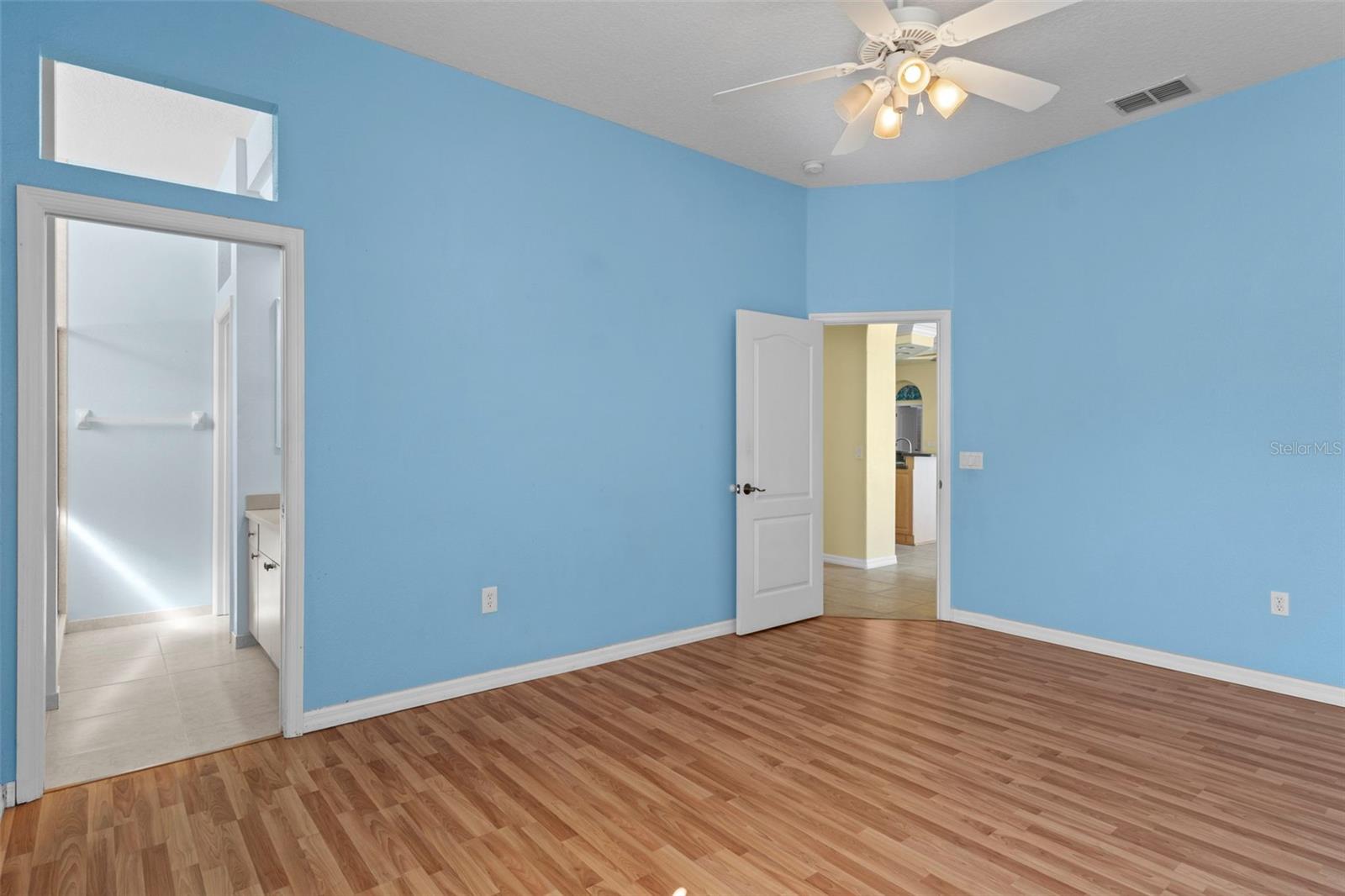 10130 LAZY DAYS CT, WEEKI WACHEE, FL, 34613