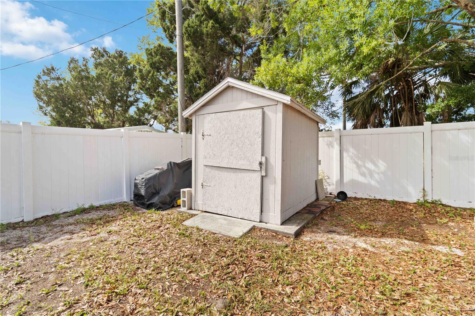 395 GULF BREEZE BLVD, VENICE, FL, 34293