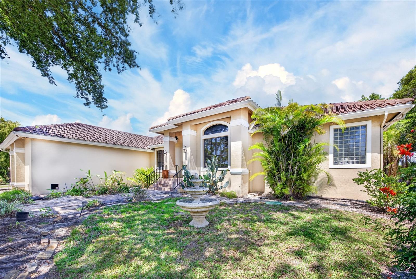 7214 HENDRY CREEK DR, FORT MYERS, FL, 33908