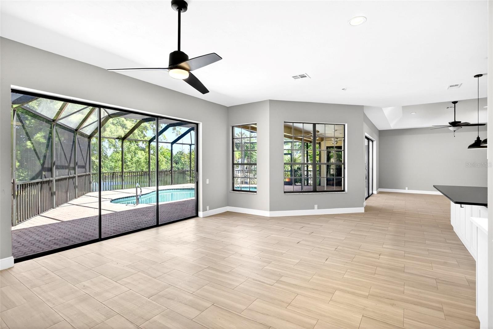 7214 HENDRY CREEK DR, FORT MYERS, FL, 33908