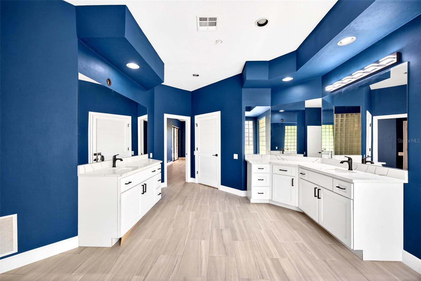 7214 HENDRY CREEK DR, FORT MYERS, FL, 33908