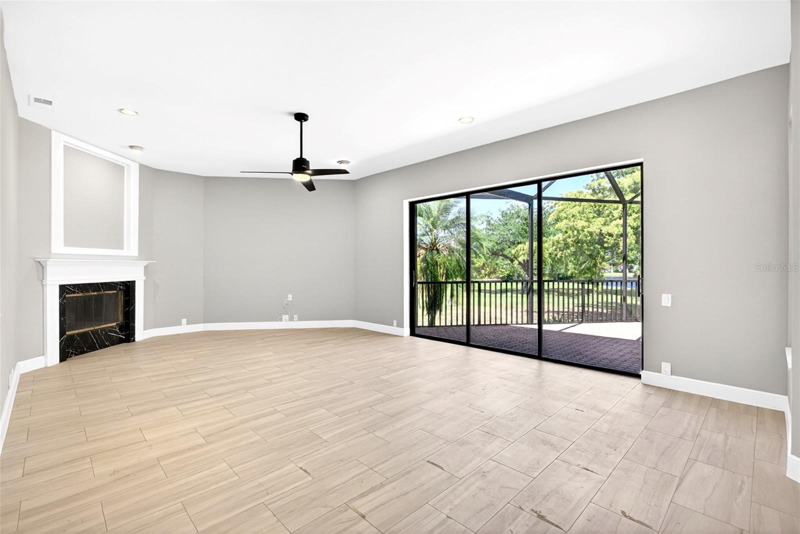 7214 HENDRY CREEK DR, FORT MYERS, FL, 33908