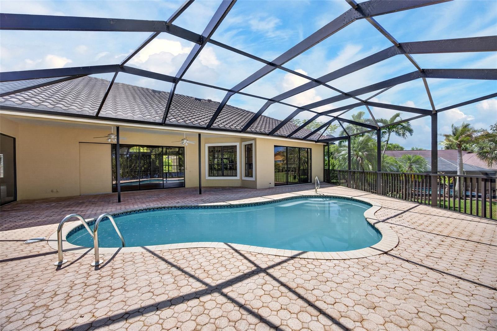 7214 HENDRY CREEK DR, FORT MYERS, FL, 33908
