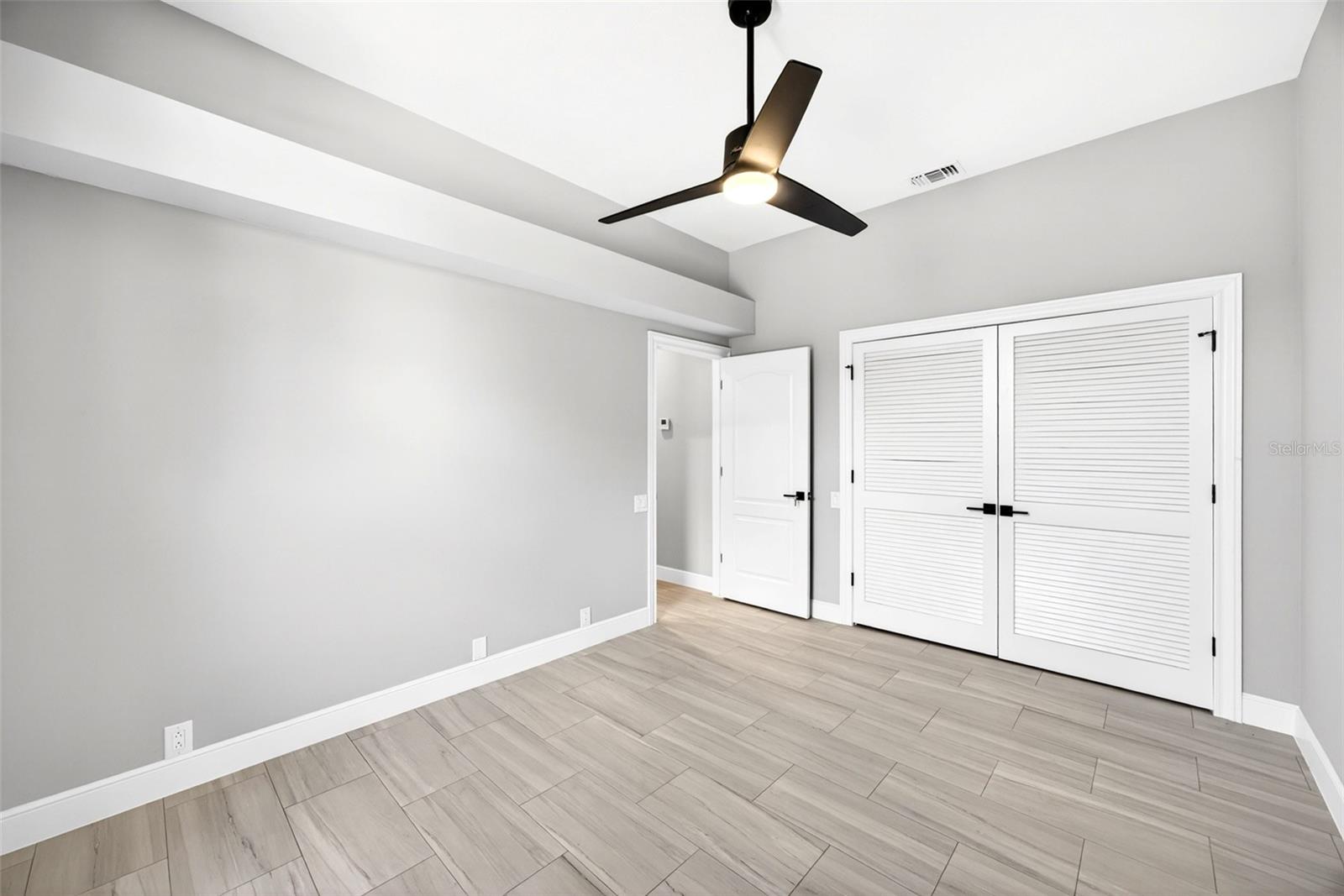 7214 HENDRY CREEK DR, FORT MYERS, FL, 33908