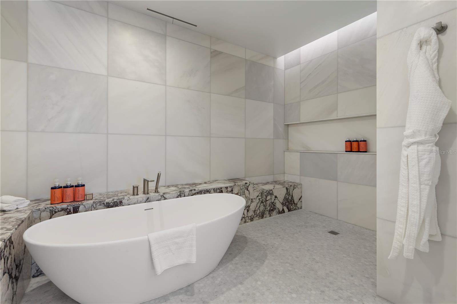 10160 AUTUMN MIST LN #800, GOLDEN OAK, FL, 32836