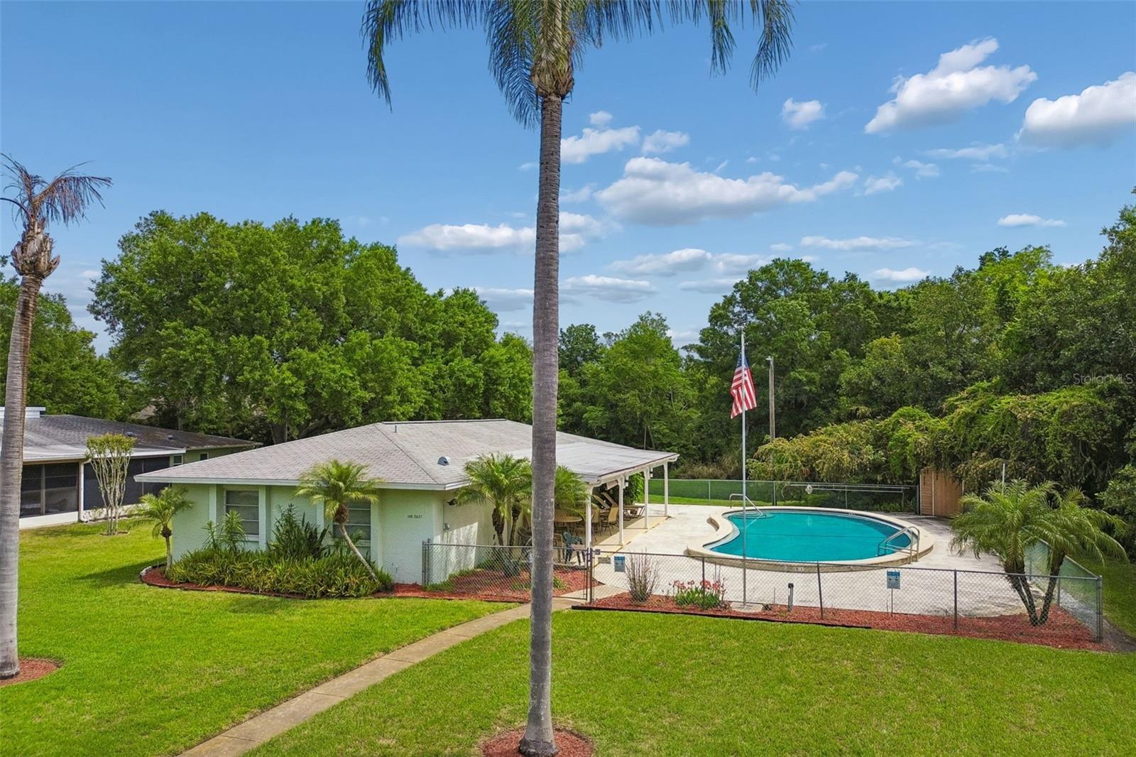 1130 ORANGE TREE CIR W #C, PALM HARBOR, FL, 34684