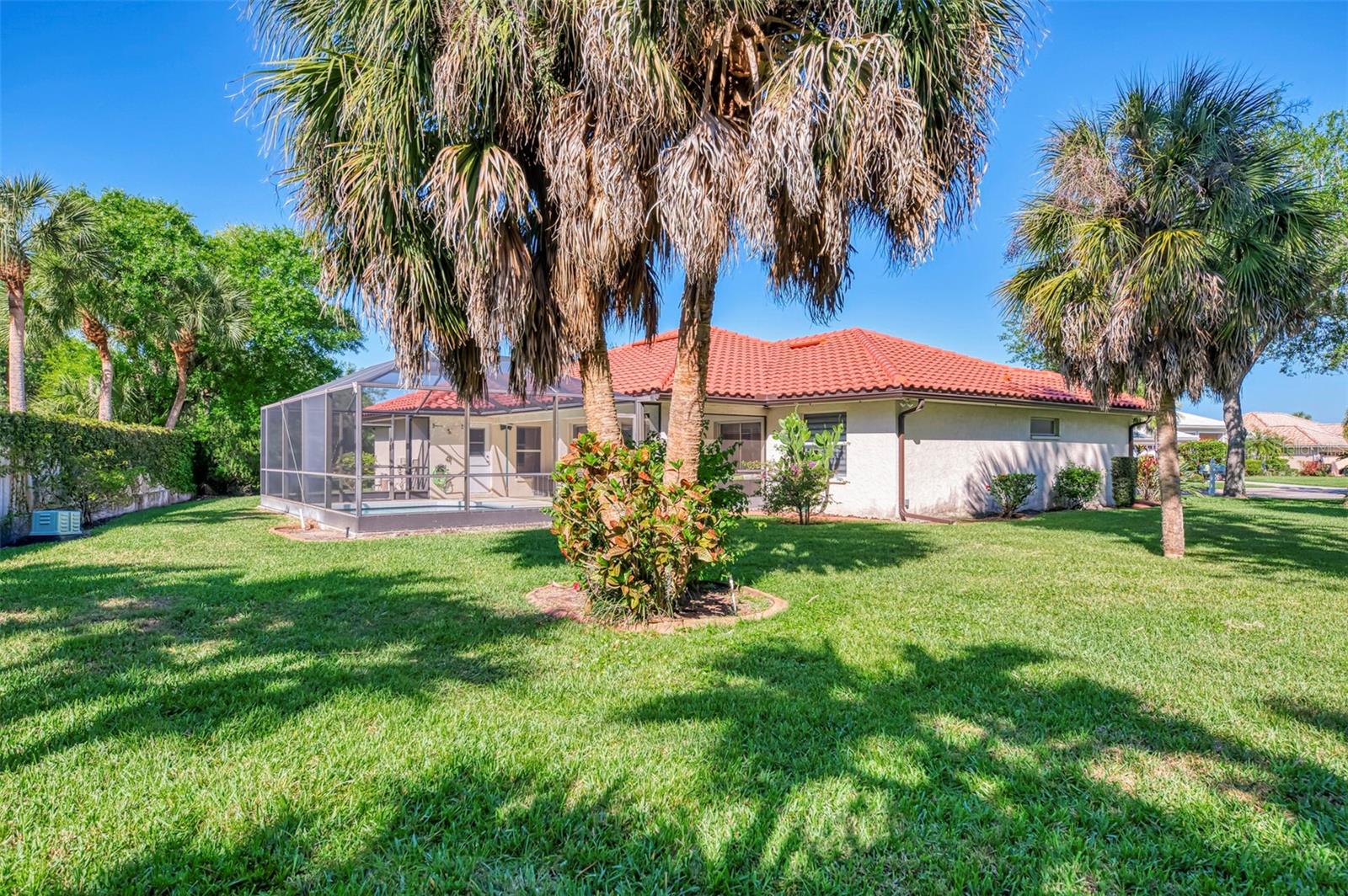 6632 DEERING CIR, SARASOTA, FL, 34240