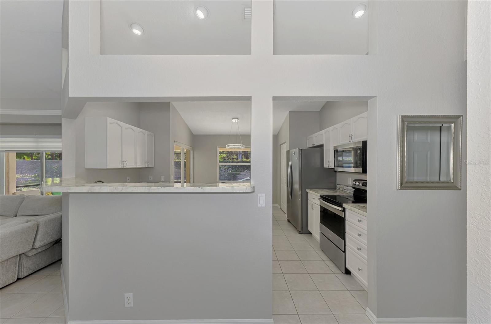 6632 DEERING CIR, SARASOTA, FL, 34240