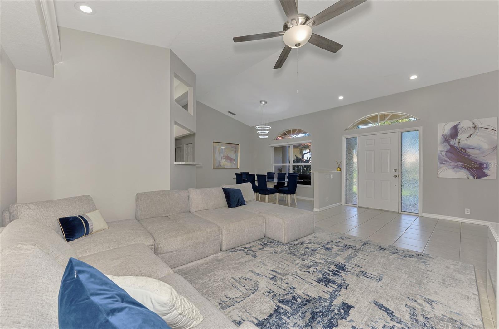 6632 DEERING CIR, SARASOTA, FL, 34240