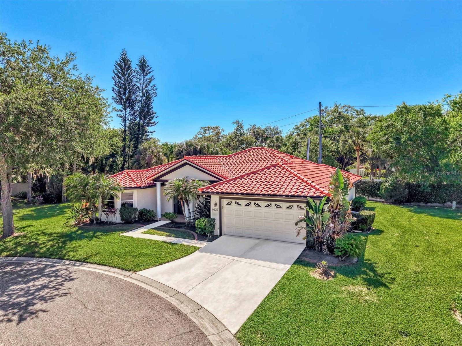 6632 DEERING CIR, SARASOTA, FL, 34240