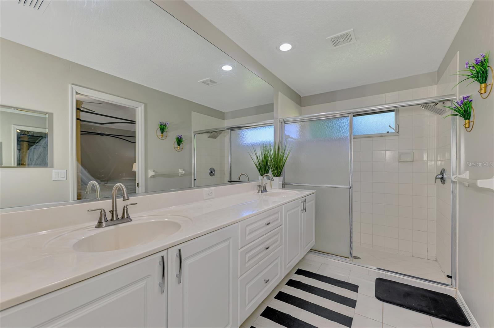 6632 DEERING CIR, SARASOTA, FL, 34240