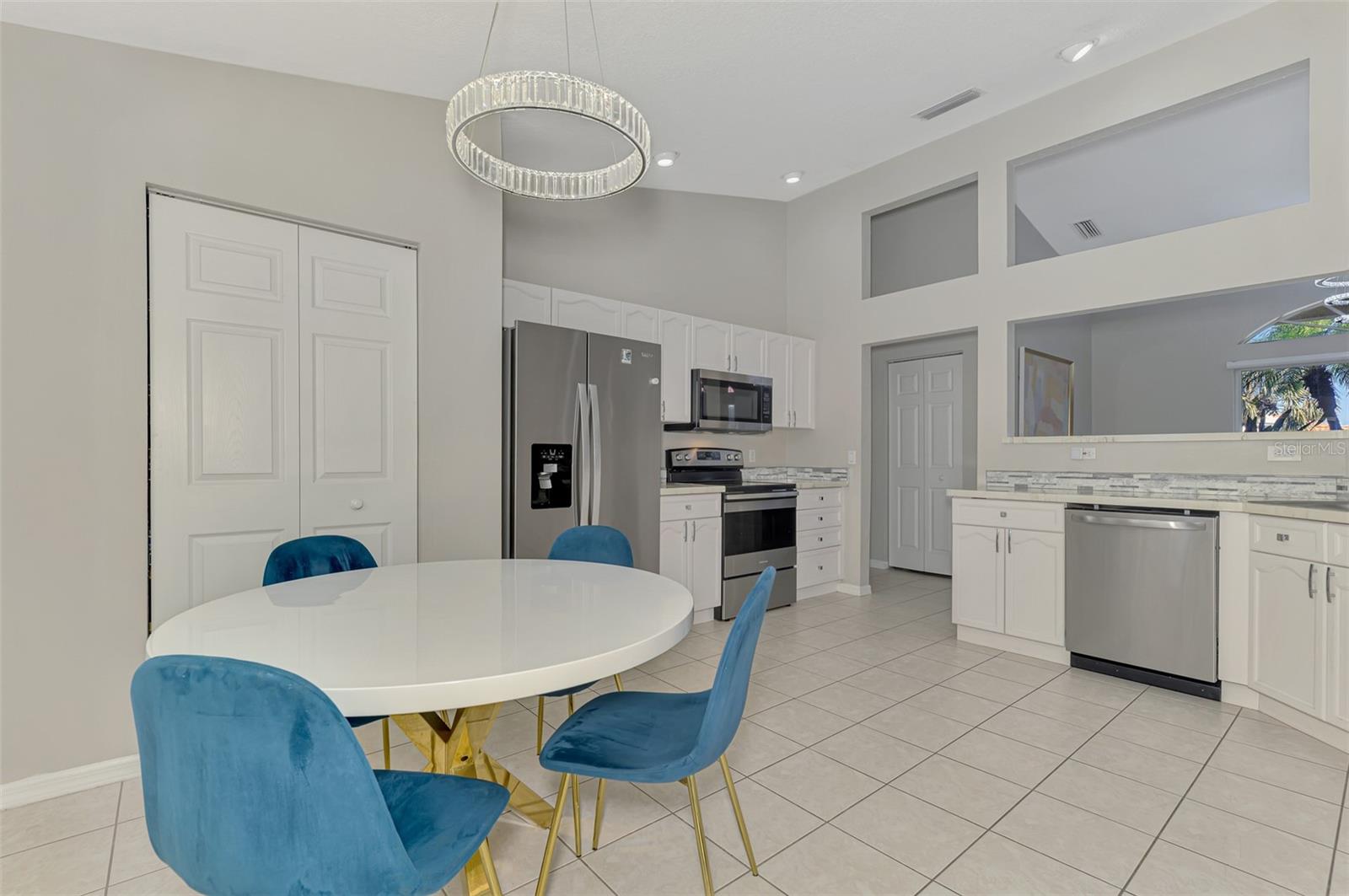 6632 DEERING CIR, SARASOTA, FL, 34240