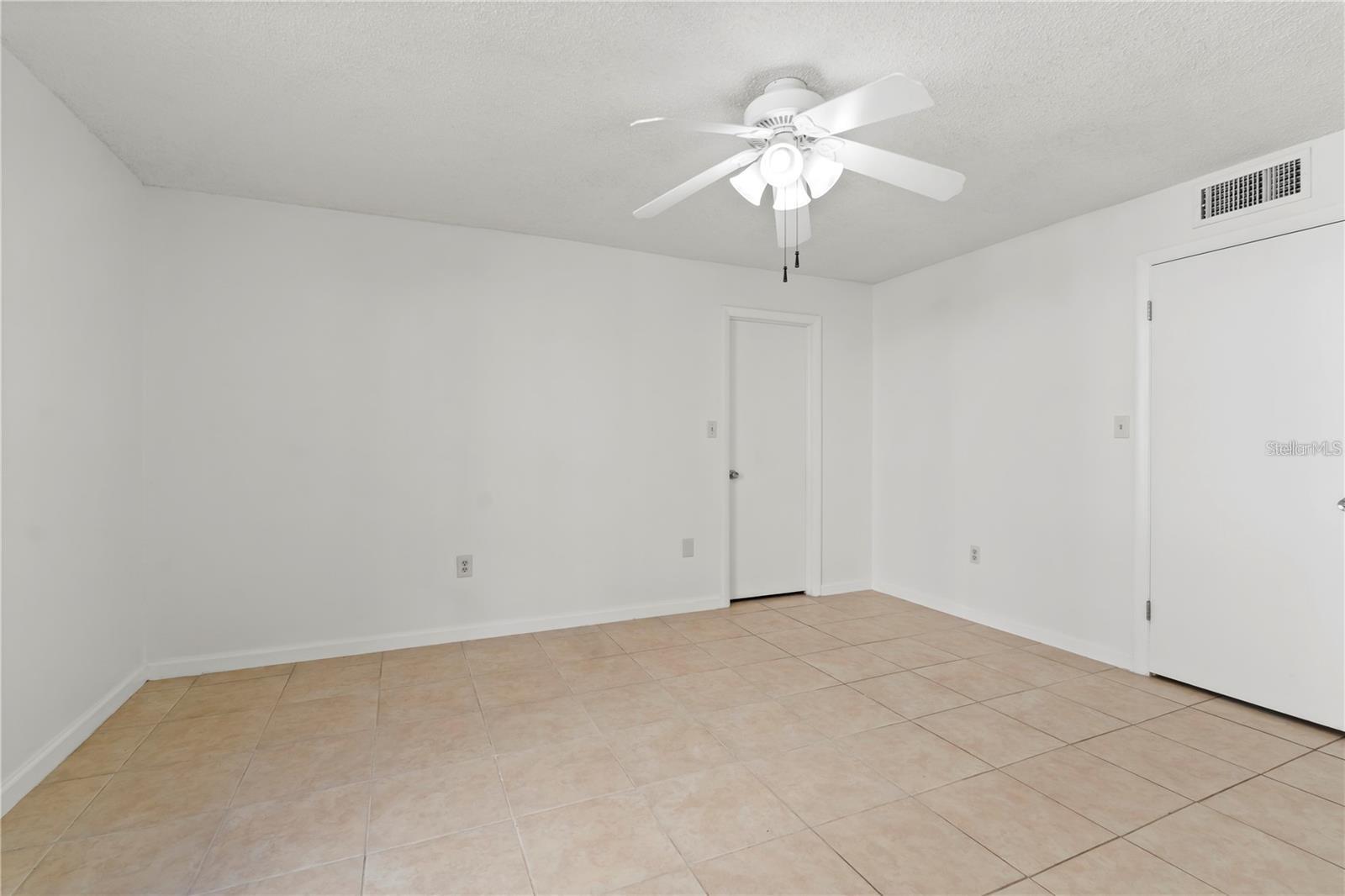 530 ORANGE DR #11, ALTAMONTE SPRINGS, FL, 32701