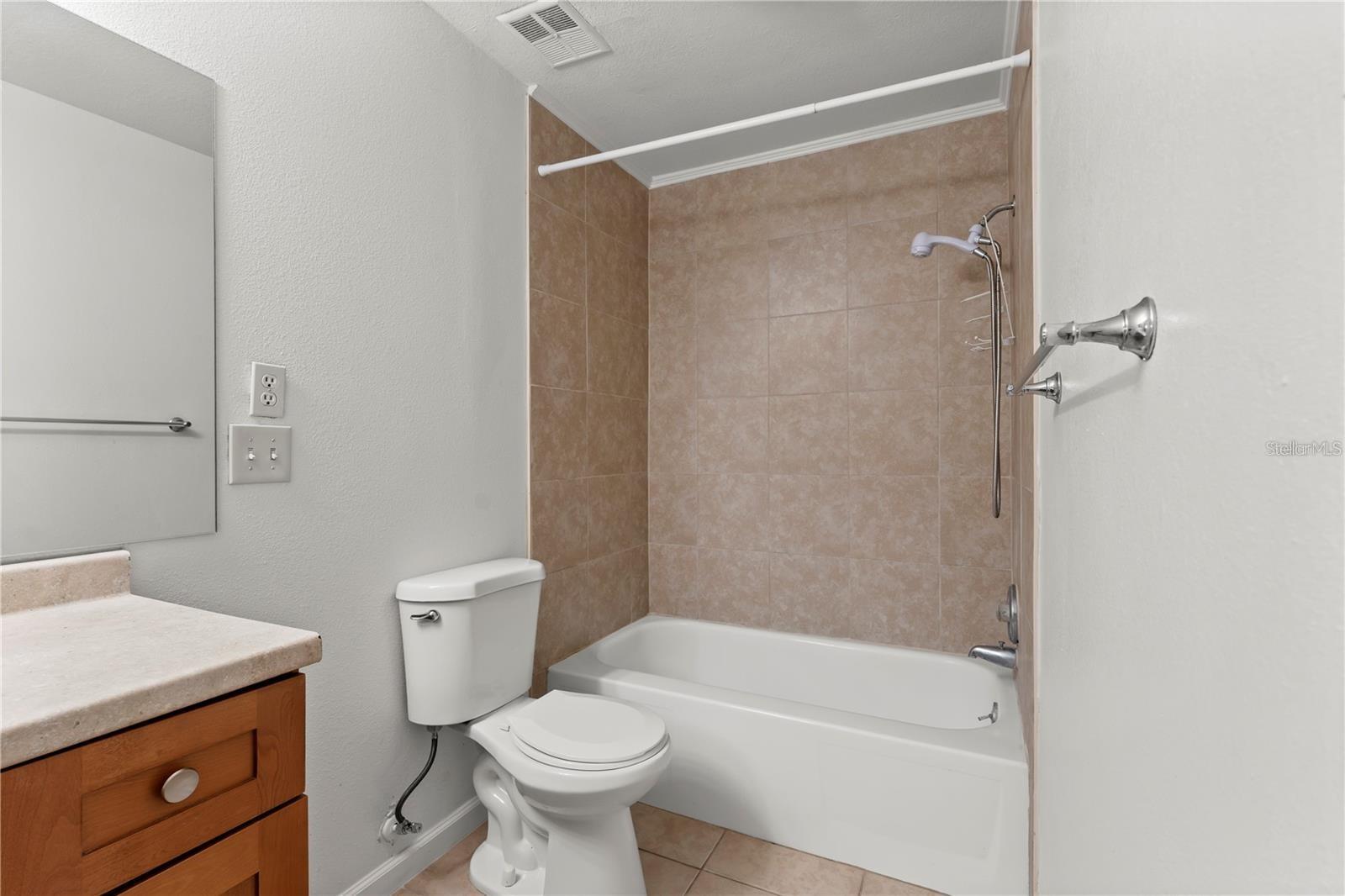 530 ORANGE DR #11, ALTAMONTE SPRINGS, FL, 32701