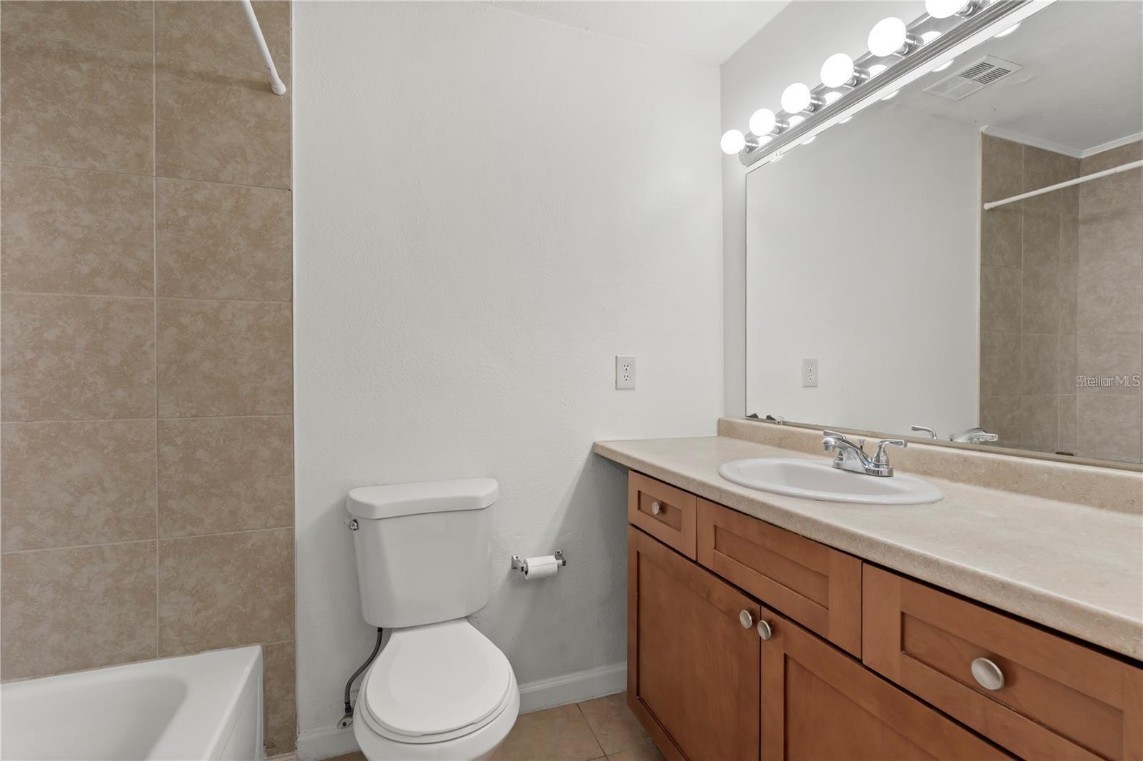 530 ORANGE DR #11, ALTAMONTE SPRINGS, FL, 32701