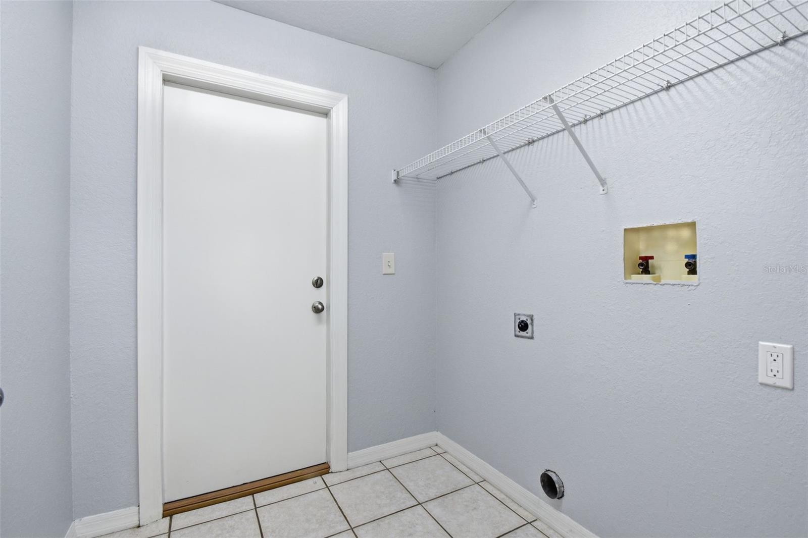 6018 FLORA TER, APOLLO BEACH, FL, 33572