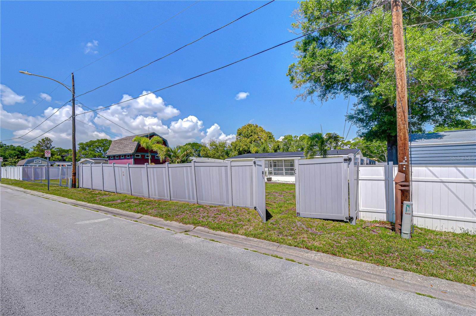 4312 80TH AVE N, PINELLAS PARK, FL, 33781