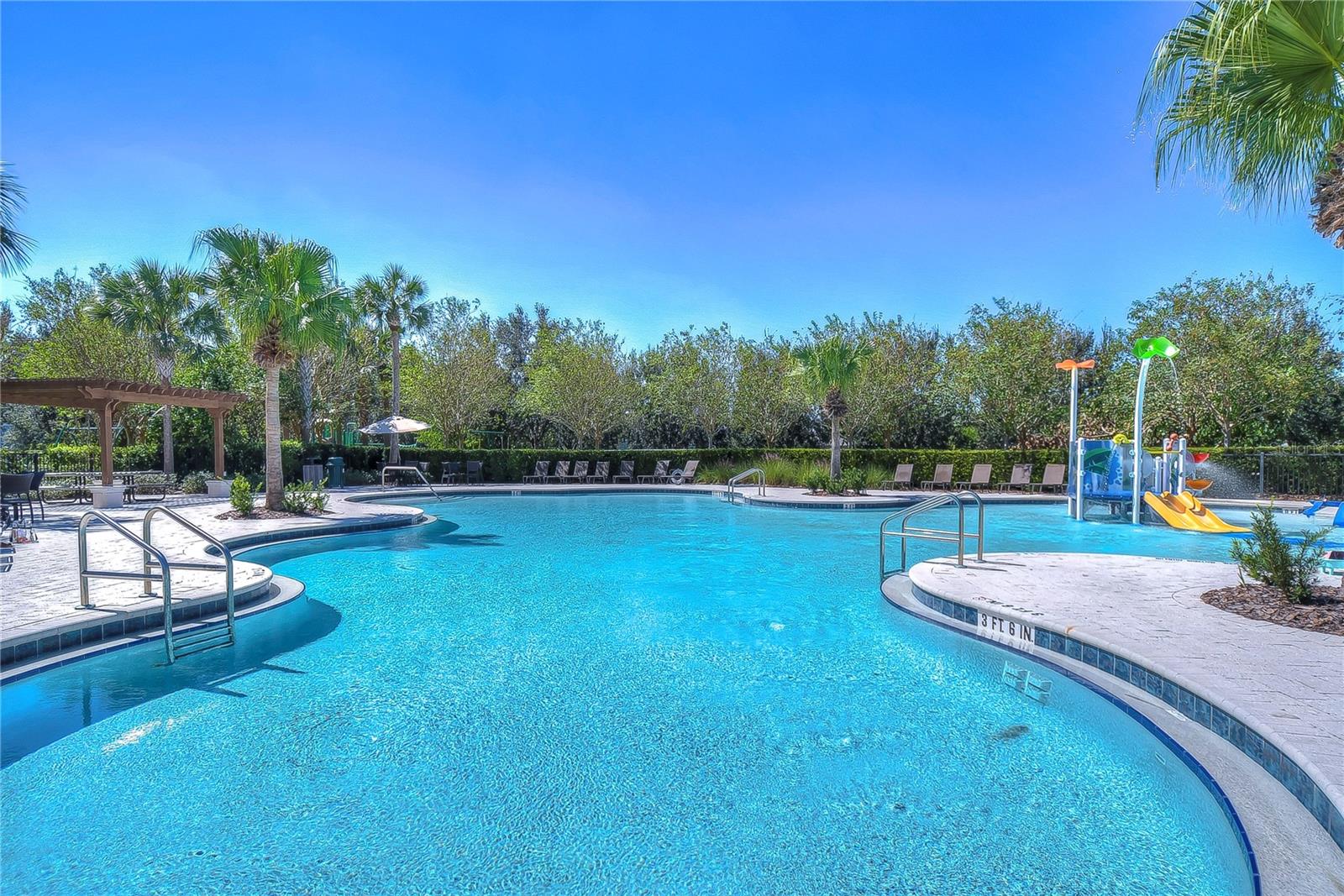 16926 HAWKRIDGE RD, LITHIA, FL, 33547