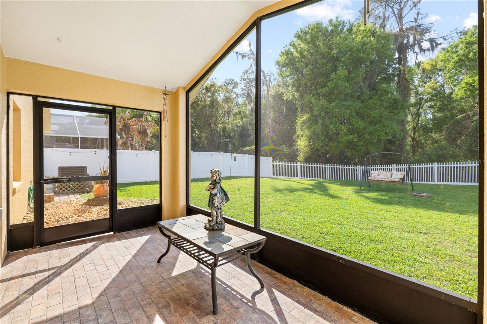 16926 HAWKRIDGE RD, LITHIA, FL, 33547