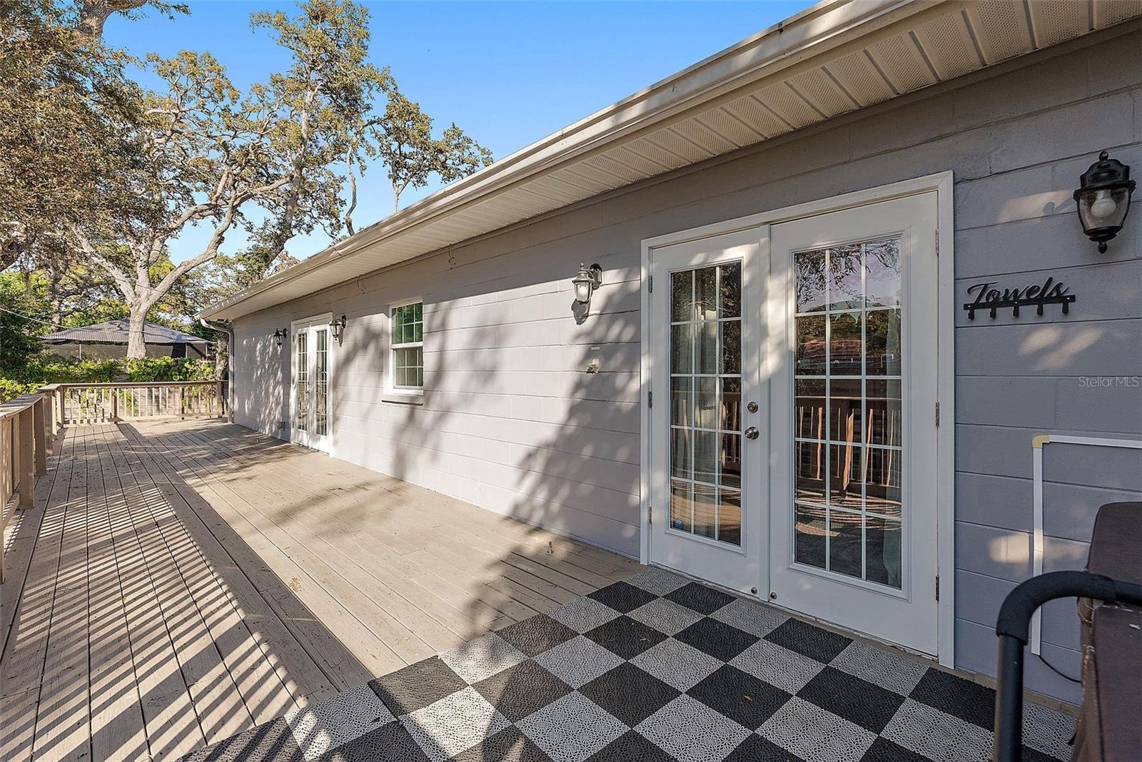 5080 OAKLAWN LN, ST PETERSBURG, FL, 33708