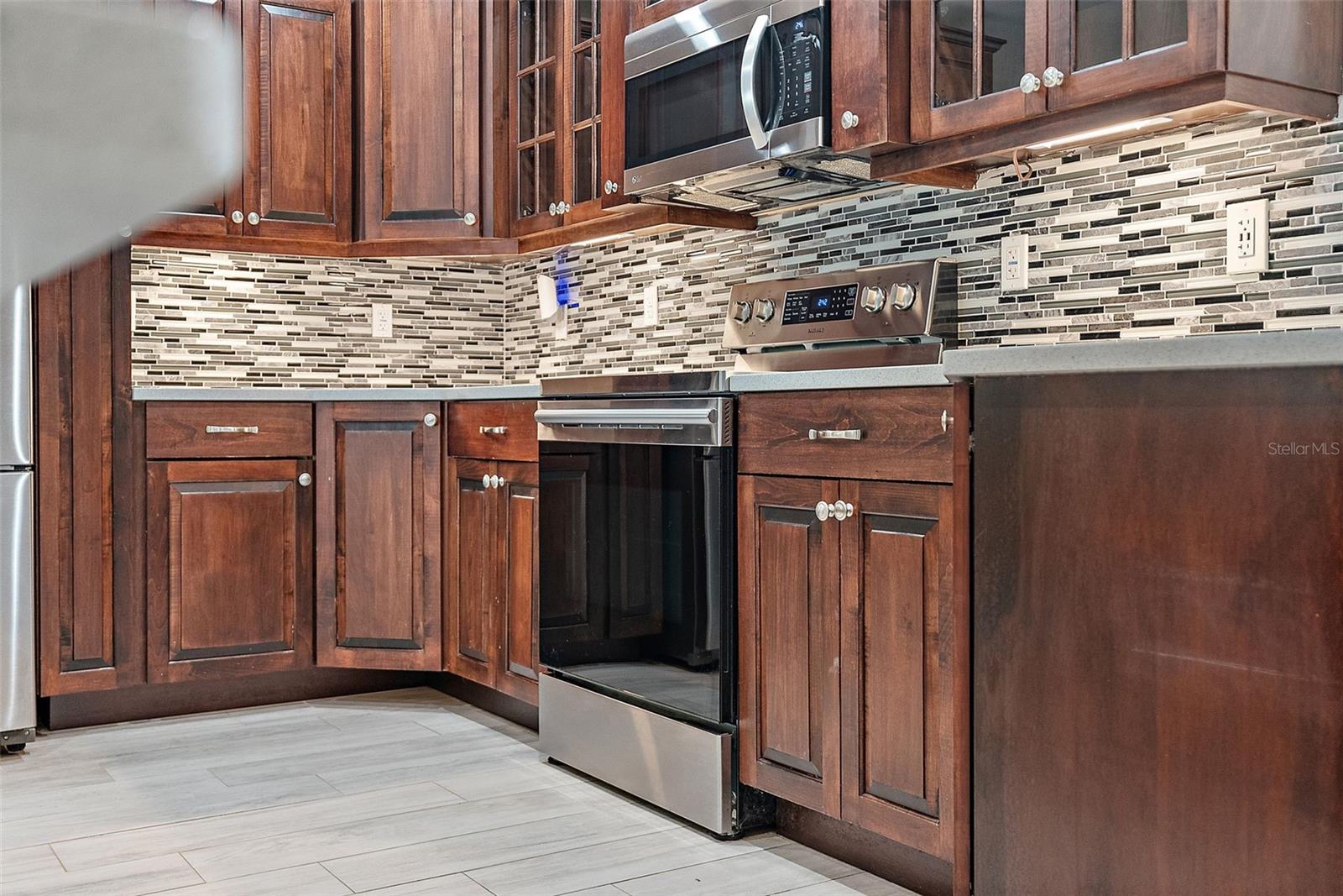 5080 OAKLAWN LN, ST PETERSBURG, FL, 33708