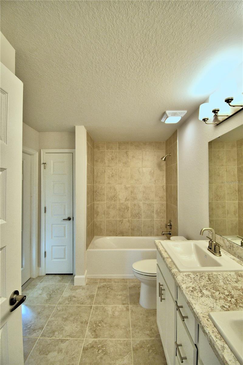 4615 CALAMINT LN, AUBURNDALE, FL, 33823