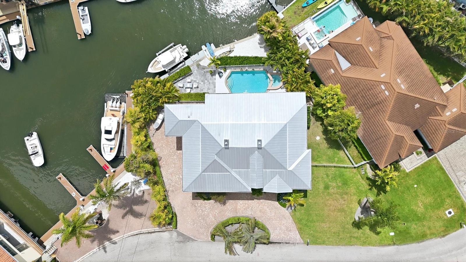 7755 HOLIDAY DR N, SARASOTA, FL, 34231