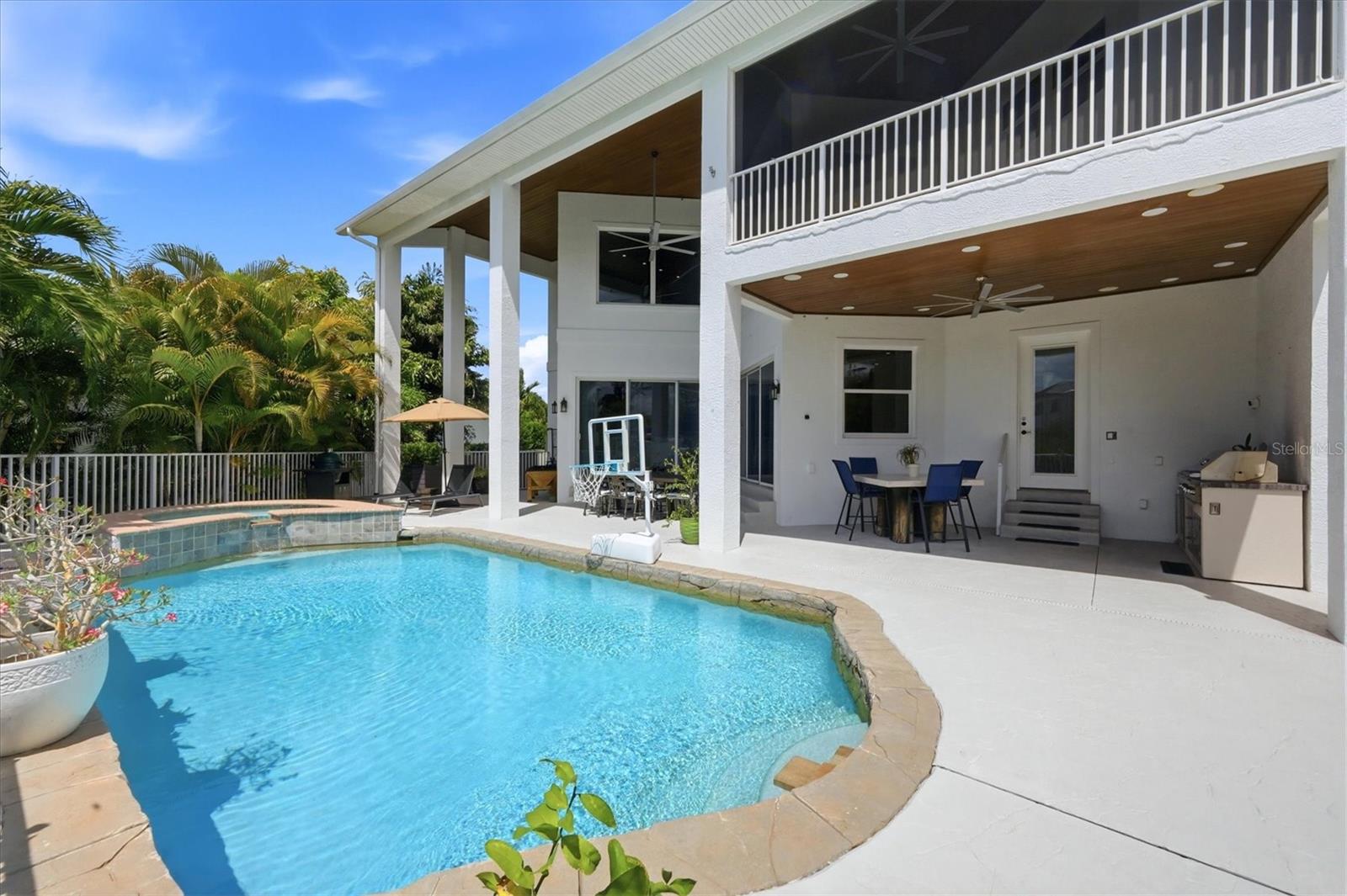 7755 HOLIDAY DR N, SARASOTA, FL, 34231