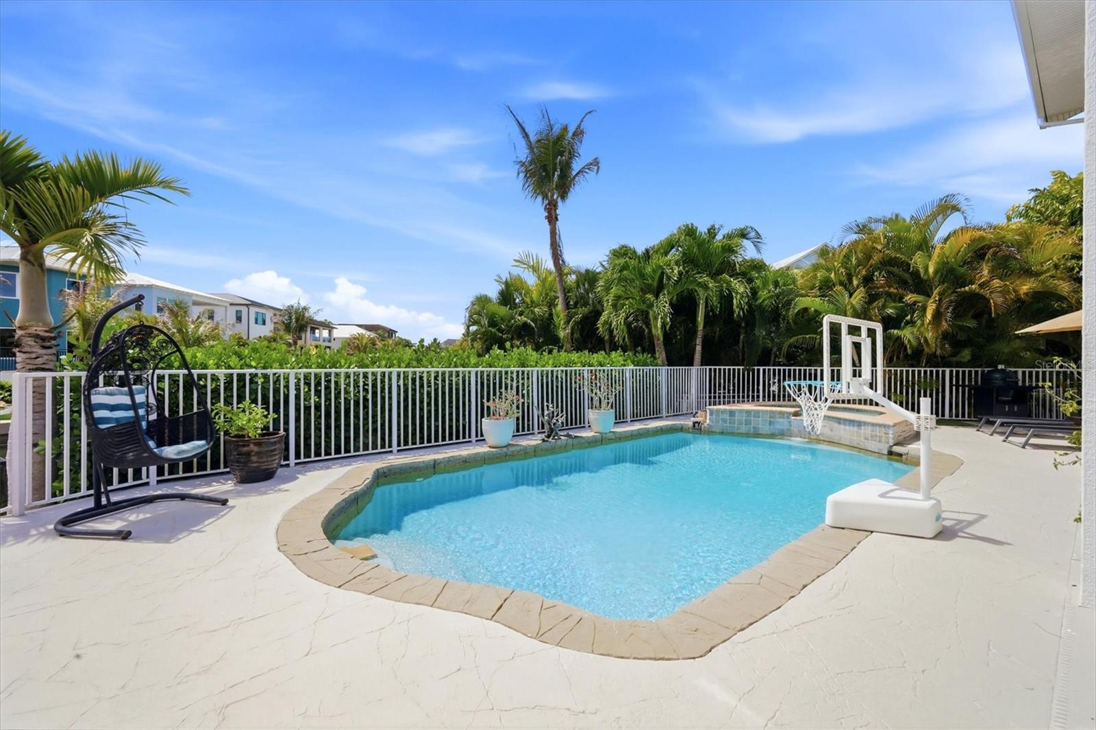7755 HOLIDAY DR N, SARASOTA, FL, 34231