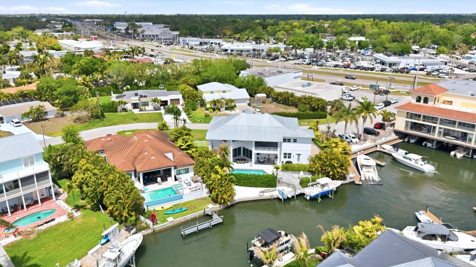 7755 HOLIDAY DR N, SARASOTA, FL, 34231