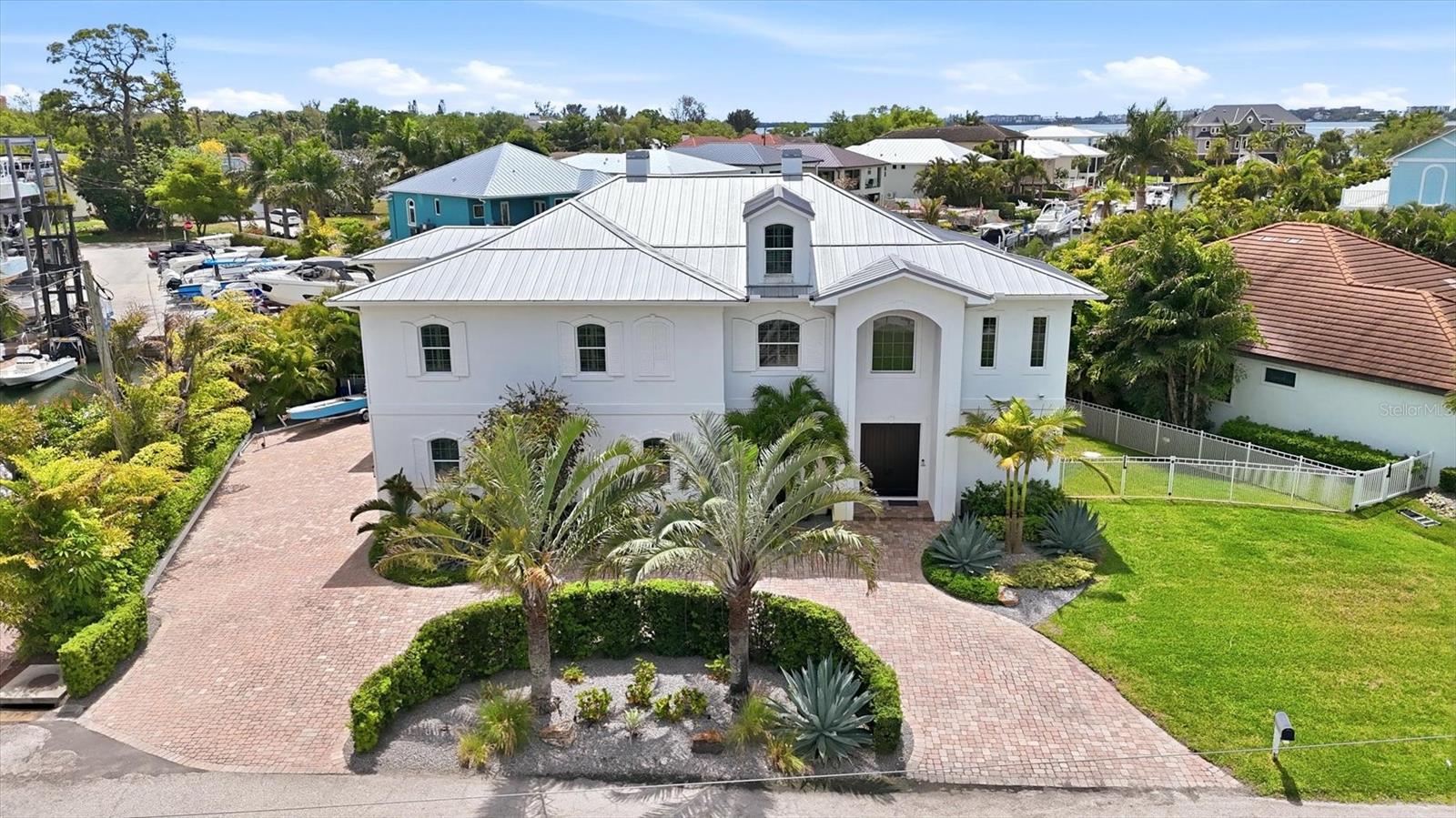 7755 HOLIDAY DR N, SARASOTA, FL, 34231
