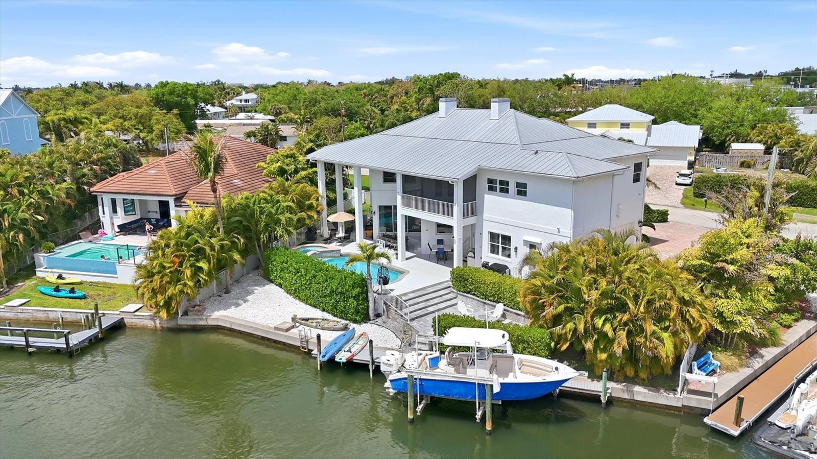 7755 HOLIDAY DR N, SARASOTA, FL, 34231