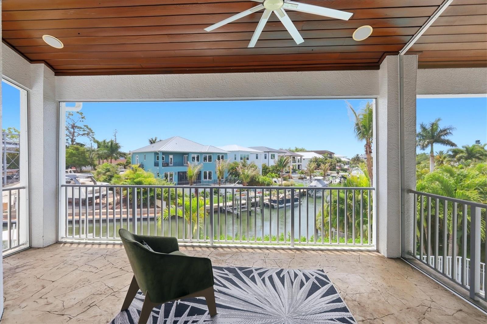 7755 HOLIDAY DR N, SARASOTA, FL, 34231