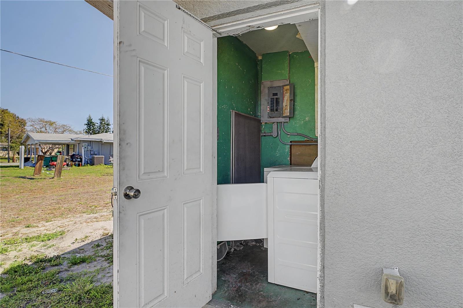 3084 KEY LN, PORT CHARLOTTE, FL, 33952