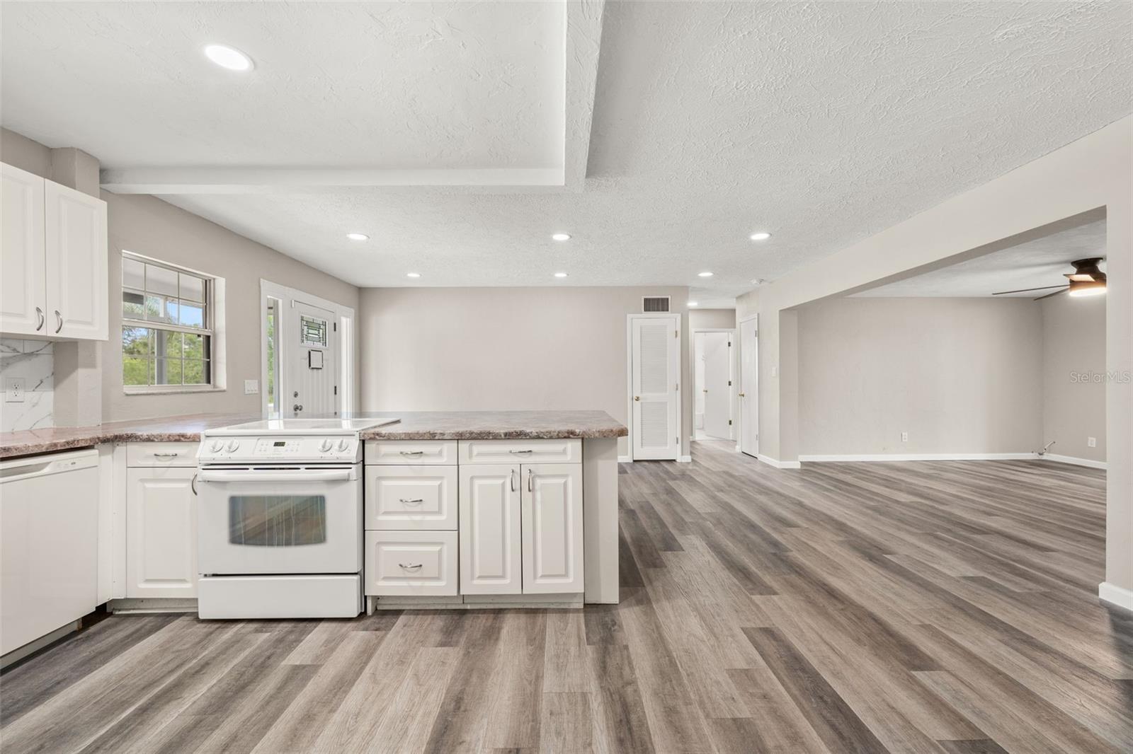 5929 MURDOCK AVE, SARASOTA, FL, 34231