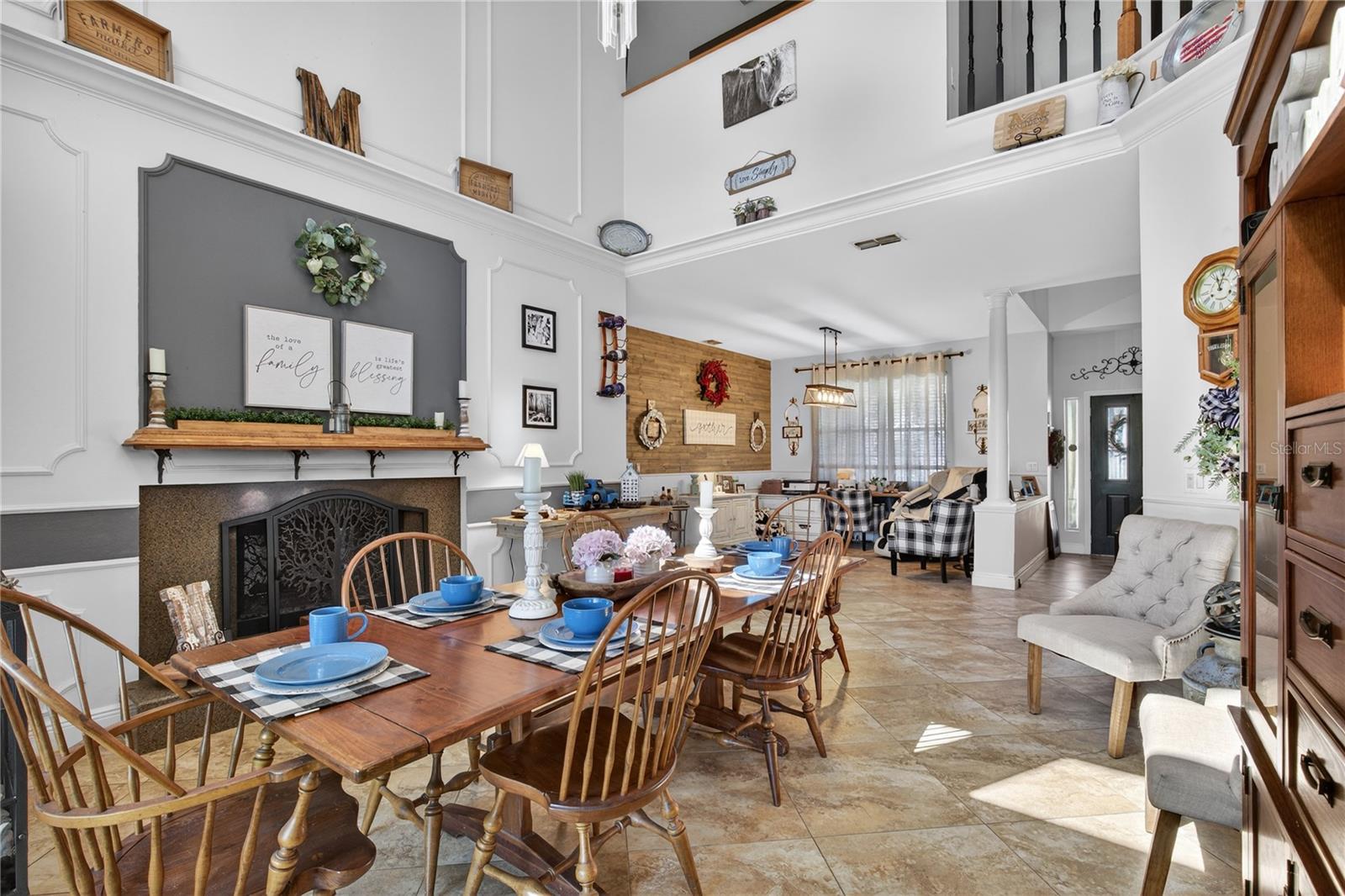 2040 PARK FOREST BLVD, MOUNT DORA, FL, 32757