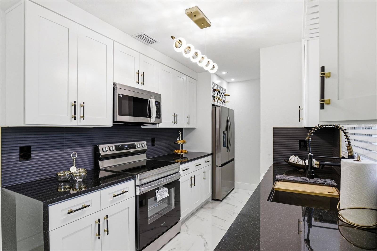 10918 TAILFEATHER CT, TAMPA, FL, 33625