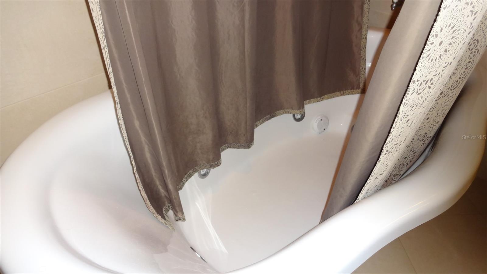 1144 DELANEY AVE #1144, ORLANDO, FL, 32806