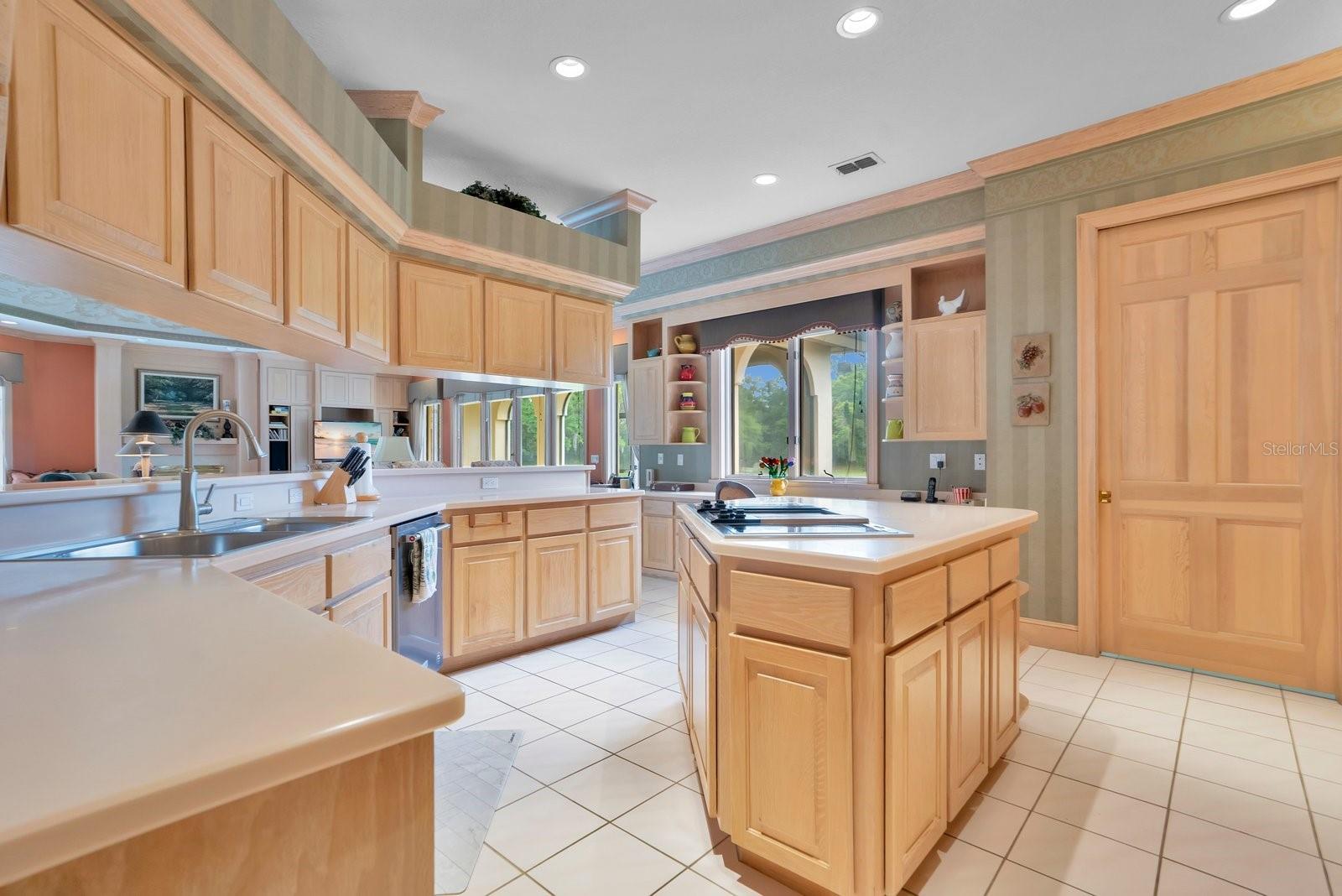 3300 BRIDGEFIELD DR, LAKELAND, FL, 33803