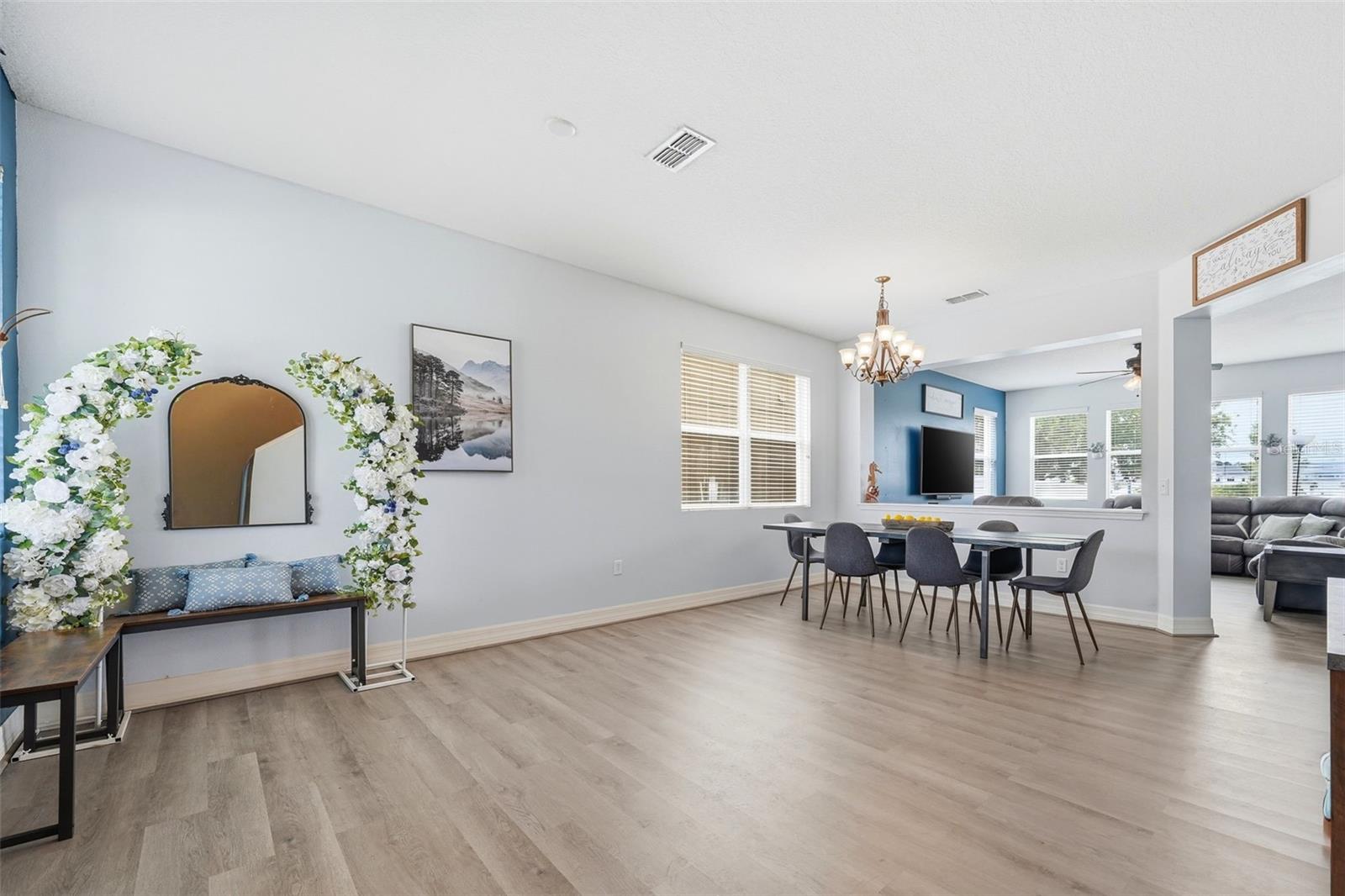 1765 STRATHMORE CIR, MOUNT DORA, FL, 32757