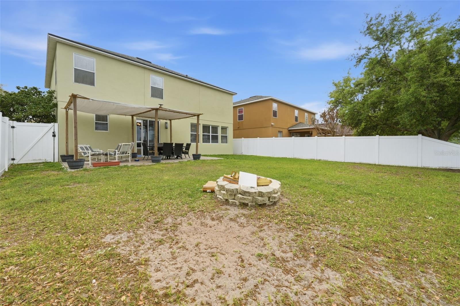 1765 STRATHMORE CIR, MOUNT DORA, FL, 32757