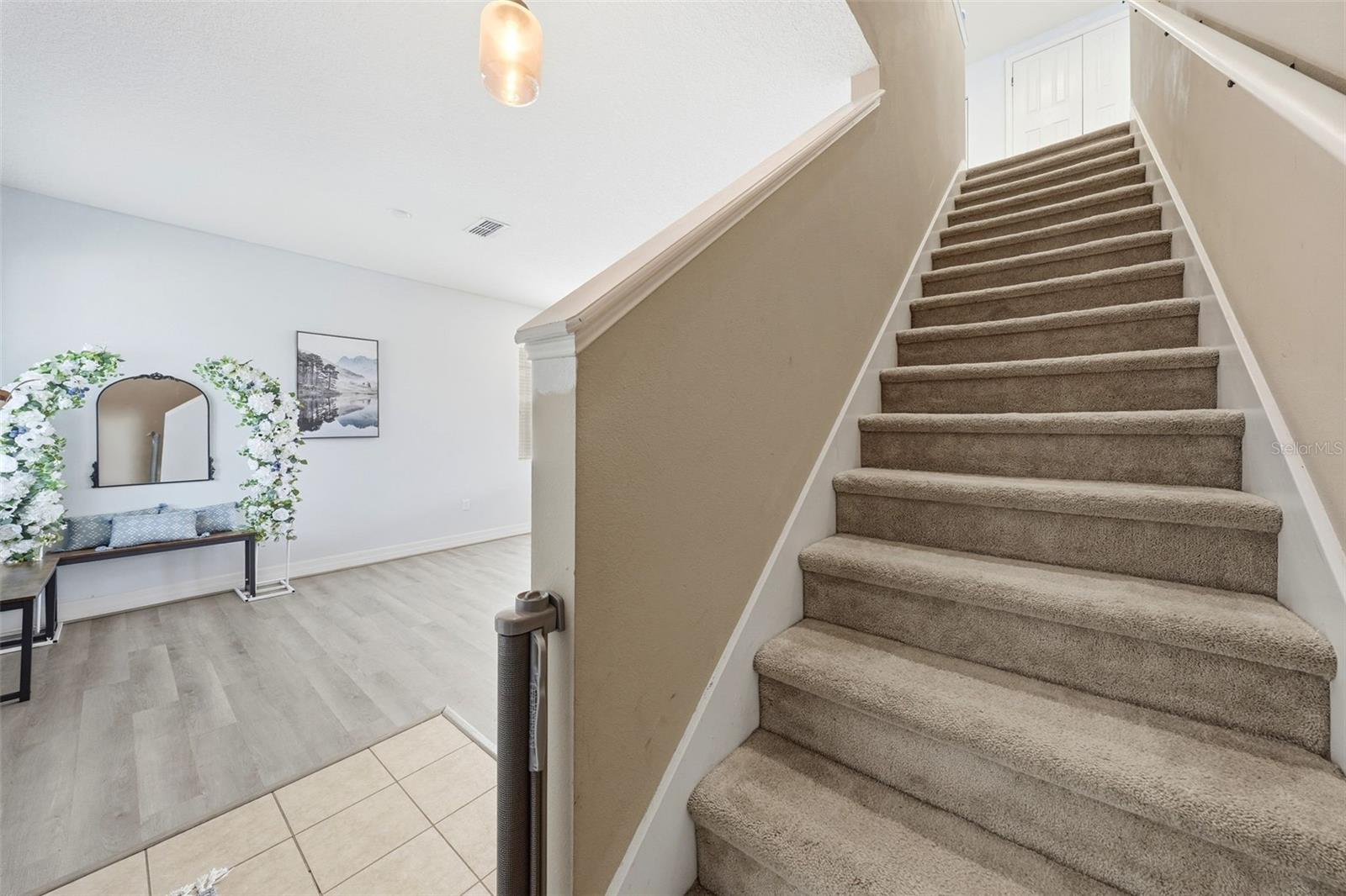 1765 STRATHMORE CIR, MOUNT DORA, FL, 32757