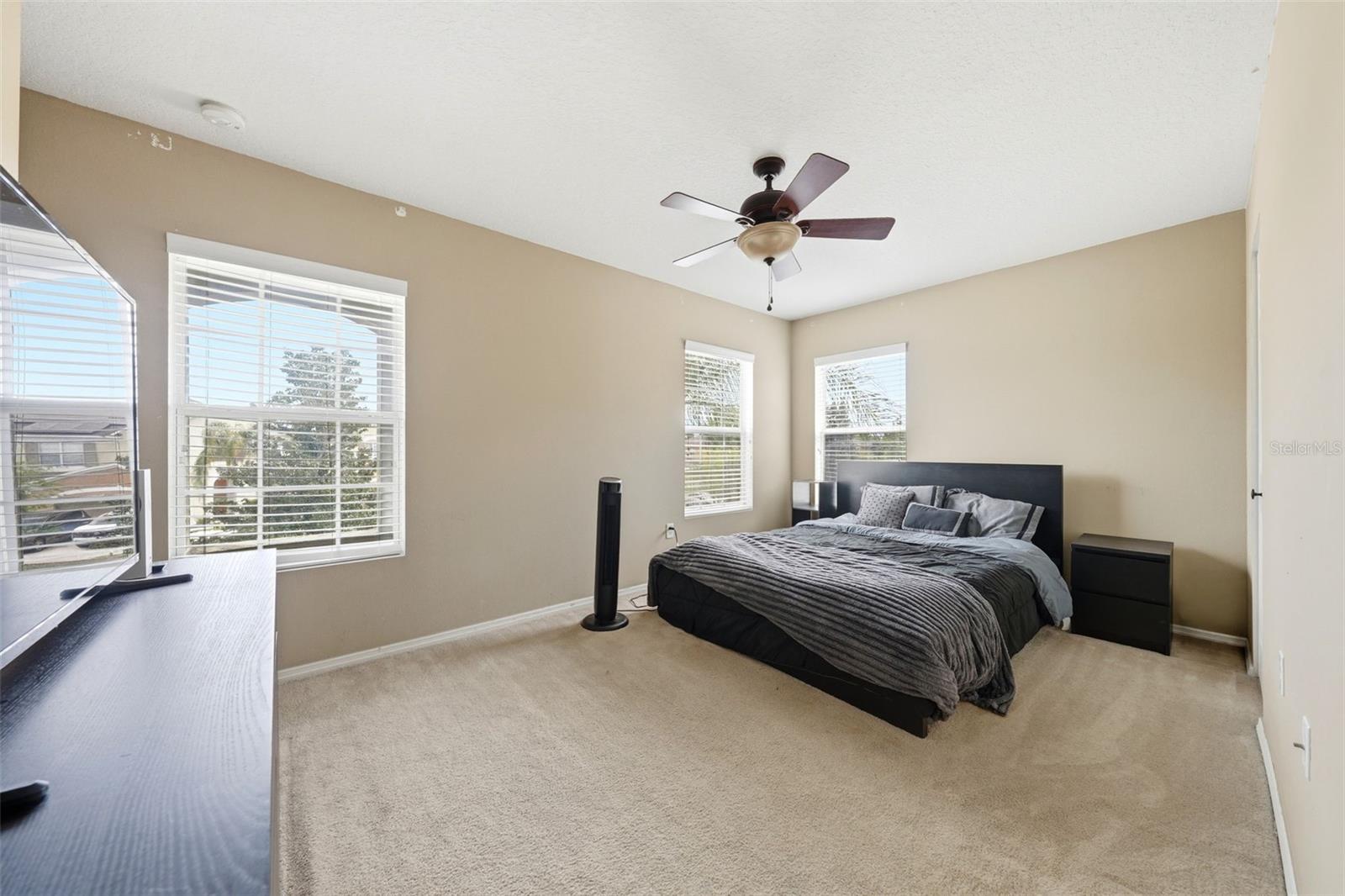 1765 STRATHMORE CIR, MOUNT DORA, FL, 32757