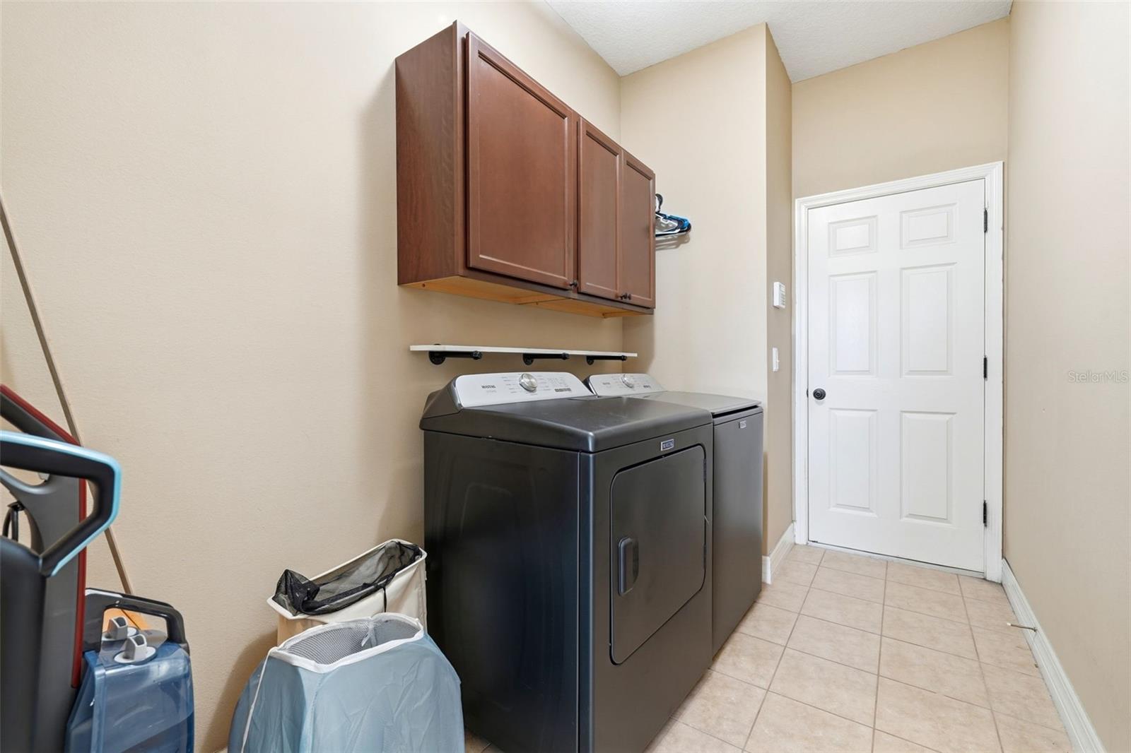 1765 STRATHMORE CIR, MOUNT DORA, FL, 32757