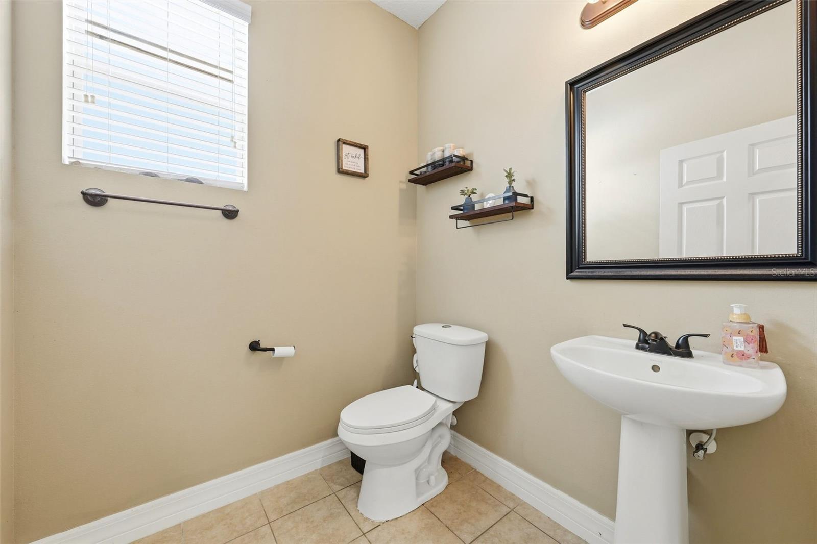 1765 STRATHMORE CIR, MOUNT DORA, FL, 32757