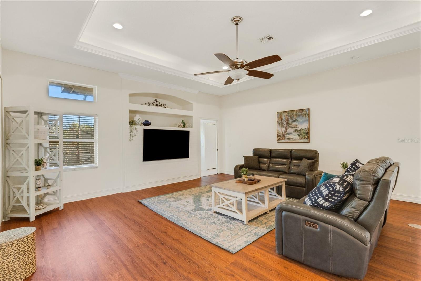 4801 EDGEMONT CT, SARASOTA, FL, 34233